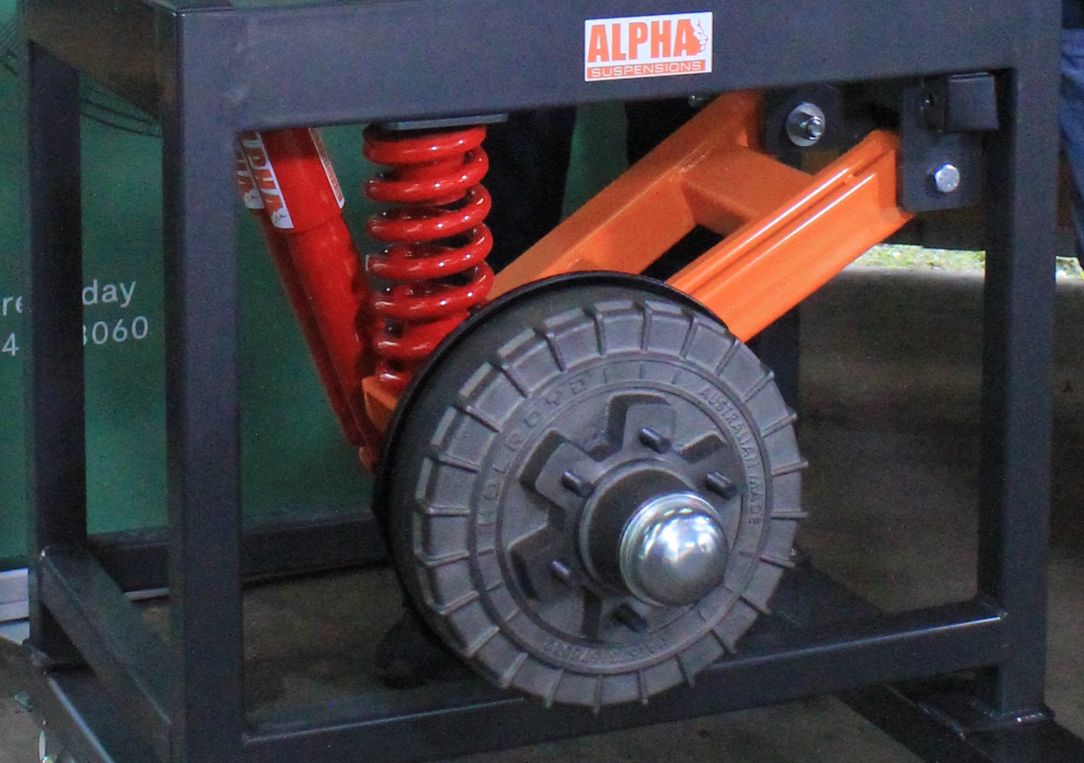 Close-up of the Holroyd HX3 caravan hub showing the heat-dissipating fins
